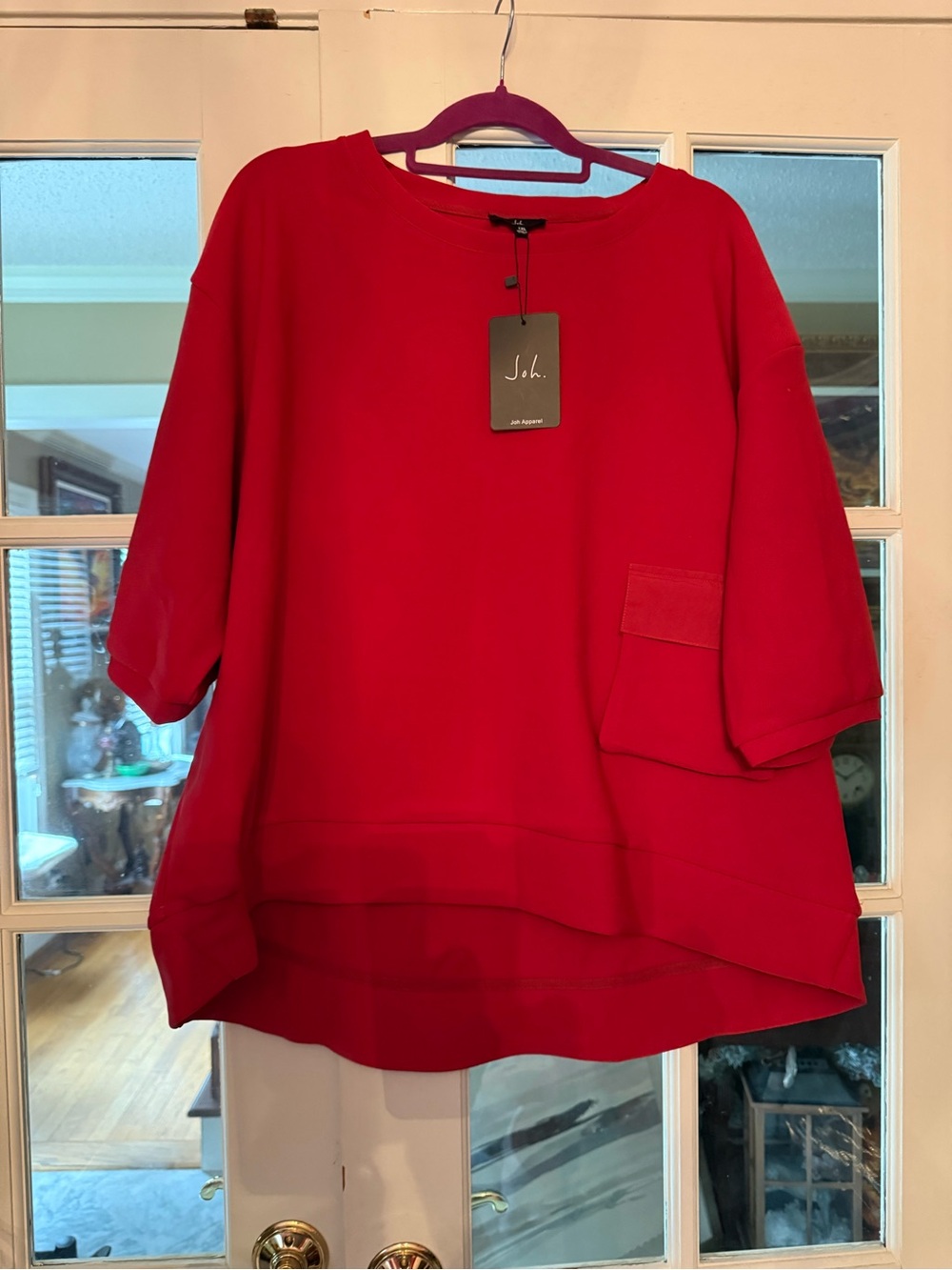 New JOH . Oversized Red Short-Sleeve Pocket Sweatshirt. & pants.